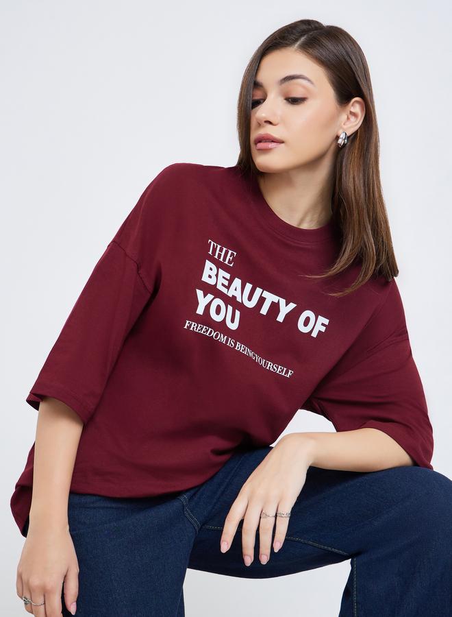 Styli Women Burgundy Slogan Oversized T-Shirt - Image 3